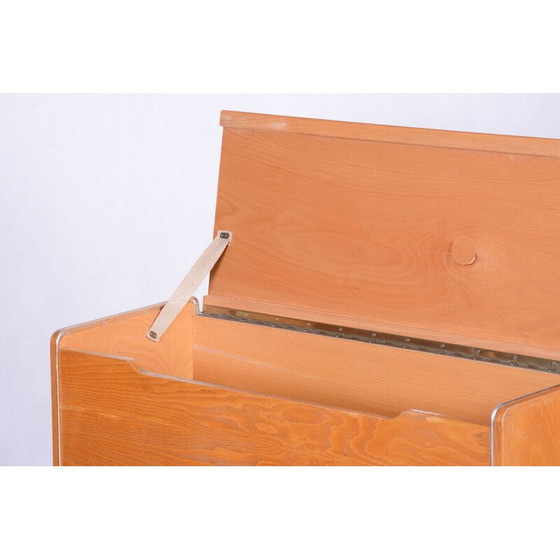 Image 1 of Vintage essenhouten opbergkast voor Jitona Sobeslav, Tsjecho-Slowakije 1950