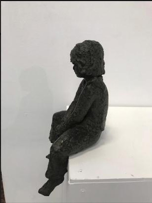 Meisje – beeldhouwkunst, Anders
