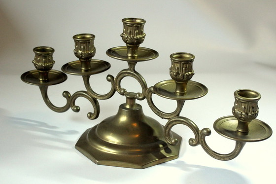 Image 1 of 1960S Zware Messing Kaarsenhouder Met 5 Armen - Vintage