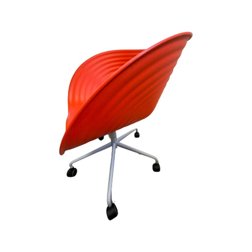 Vitra Tom Vac-stoel van Ron Arad