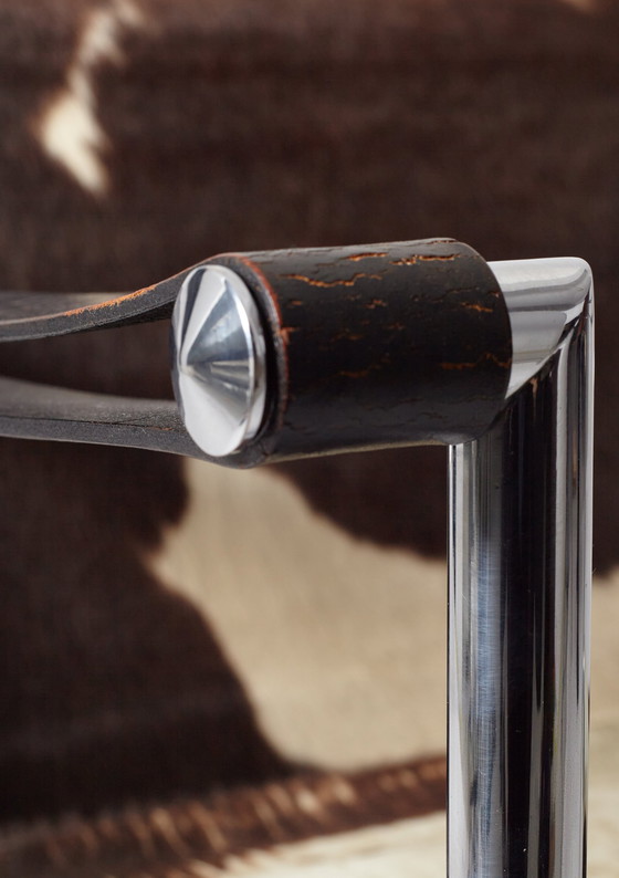 Image 1 of Vintage Cassina - Le Corbusier LC1 Stoel