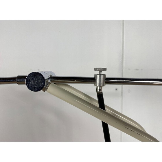 Image 1 of Vintage vloerlamp met chromen contragewicht en wit geschilderd metaal, 1970