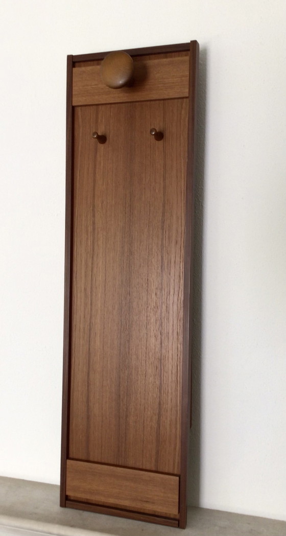 Image 1 of Vintage teak wandkapstok