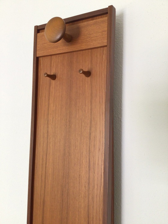 Image 1 of Vintage teak wandkapstok