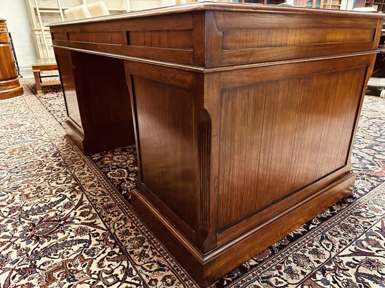 Image 1 of Globe Wernicke Engels Klassiek Bureau