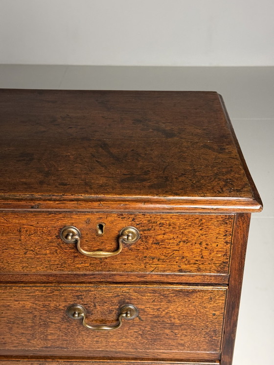 Image 1 of Engelse commode 19e eeuw