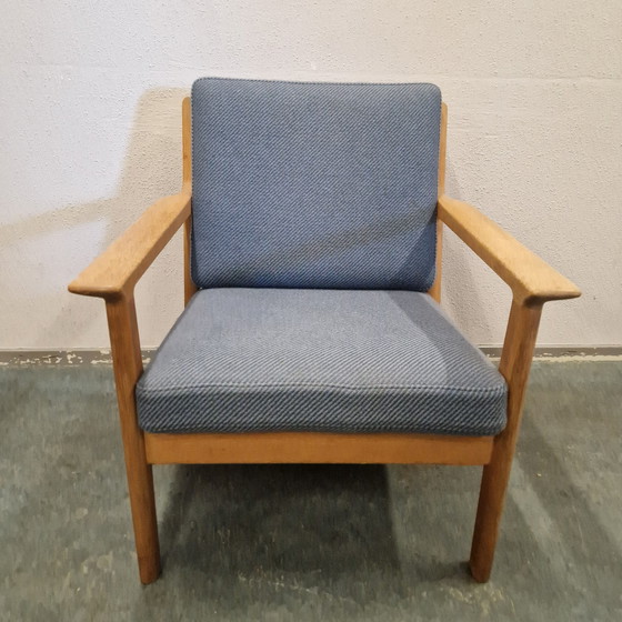 Image 1 of Hans J. Wegner Getama Vintage Fauteuil