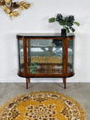 Art deco showcase