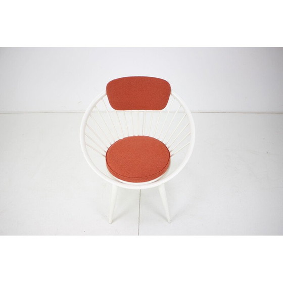 Image 1 of Duitse fauteuil van hout en stof uit de Mid Century, 1970