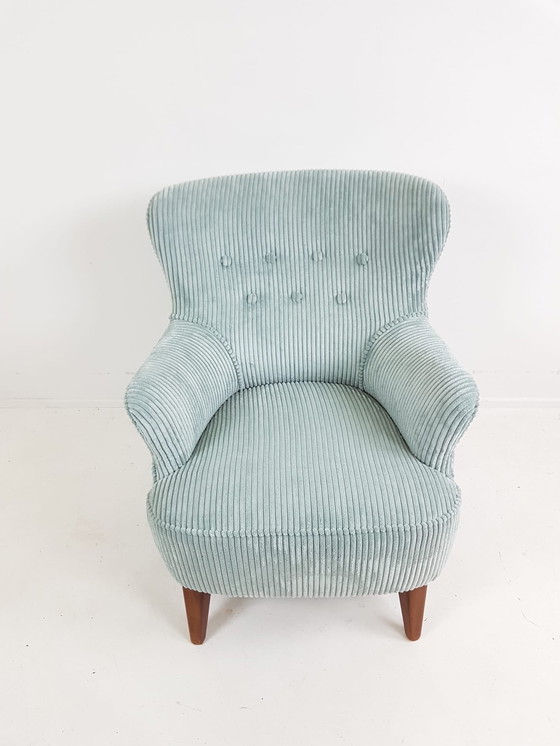 Image 1 of Artifort lichtblauwe fauteuil Theo Ruth ribstof blauw