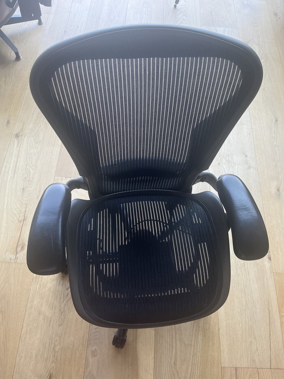 Image 1 of Herman Miller Aeron burostoel B