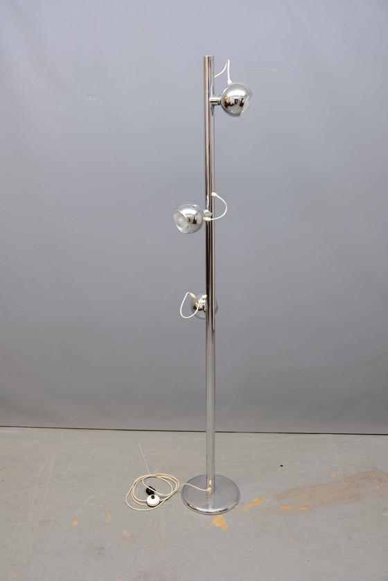 Image 1 of Vintage magneet & chromen vloerlamp, 1970