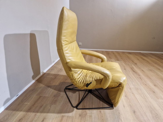 Image 1 of Jori Yoga Verstelbare Relaxfauteuil Geel Leder Design