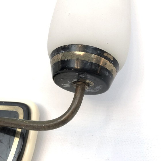 Image 1 of Paar vintage wandlampen van messing en opaalglas, Italië 1950