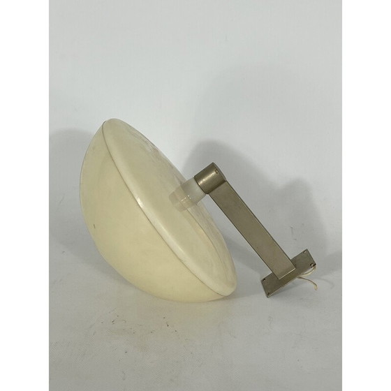 Image 1 of Vintage wandlamp in vernikkeld messing en kunststof, Italië 1960