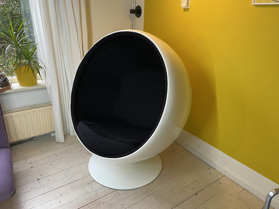 Image 1 of Ball Chair