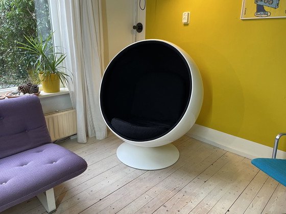 Image 1 of Ball Chair