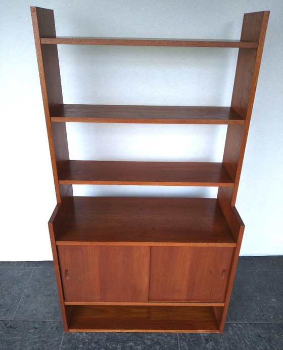 Image 1 of Teak wandsysteem van de Deense ontwerper Poul Cadovius