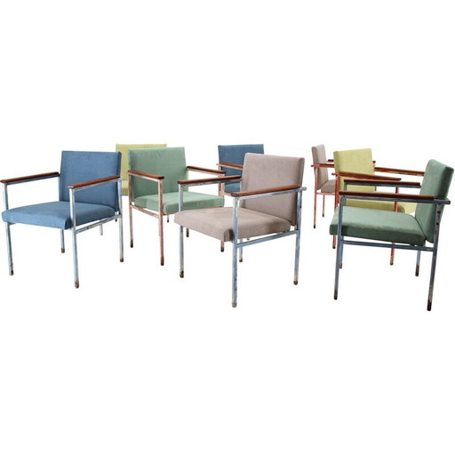 Set van 8 vintage fauteuils van ijzer en hout, Tsjecho-Slowakije 1960