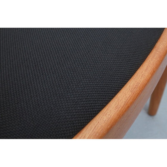 Image 1 of Vintage fauteuil in eikenhout en stof van Juul Kristensen, Denemarken 1970