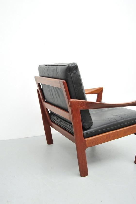 Image 1 of Illum Wikkelsø Fauteuil 3-4