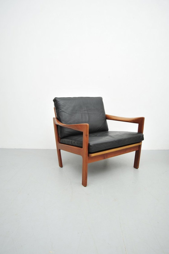 Image 1 of Illum Wikkelsø Fauteuil 3-4