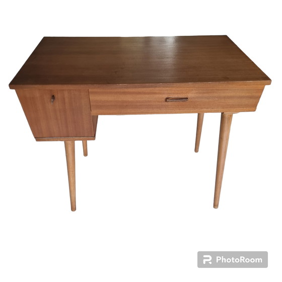 Image 1 of Vintage bureau