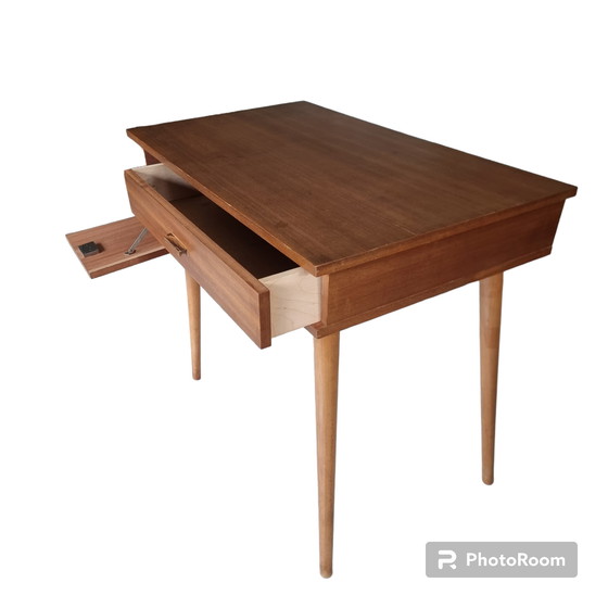 Image 1 of Vintage bureau