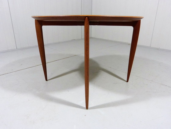 Image 1 of Fritz Hansen mid century bijzettafel