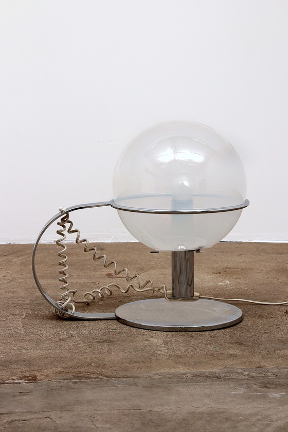 Image 1 of Italiaanse Design tafellamp gemaakt van chrome met glas,1960