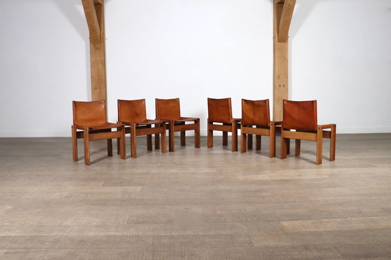 Image 1 of Set van 6 Monnik Eetkamerstoelen Door Afra en Tobia Scarpa Voor Molteni Italië 1974