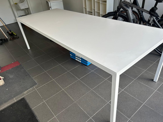 Image 1 of Knip Design eettafel