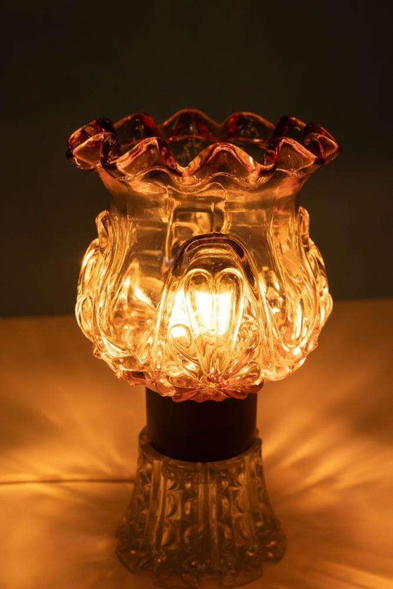 Image 1 of Vintage schemerlamp Zweeds gekleurd glas, glass table lamp