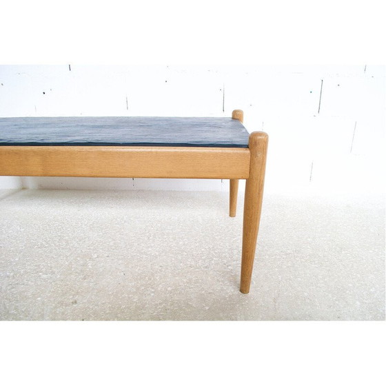 Image 1 of Scandinavische vintage salontafel van eikenhout en leisteen, 1960