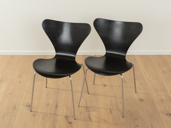 Image 1 of Eetkamerstoelen model 3107, Arne Jacobsen