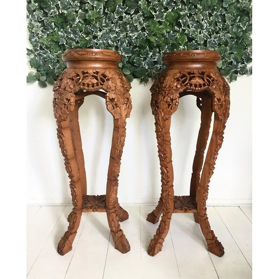 Image 1 of Set van 2 vintage grote bruine handgesneden sidetable 1940