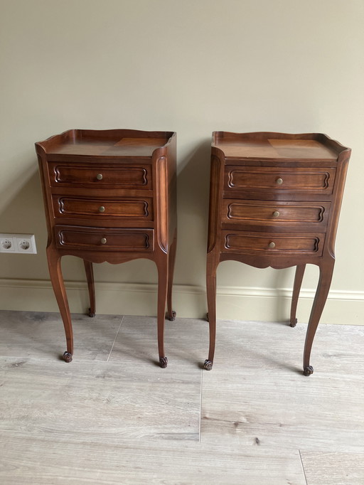 2x Franse vintage nachtkastjes