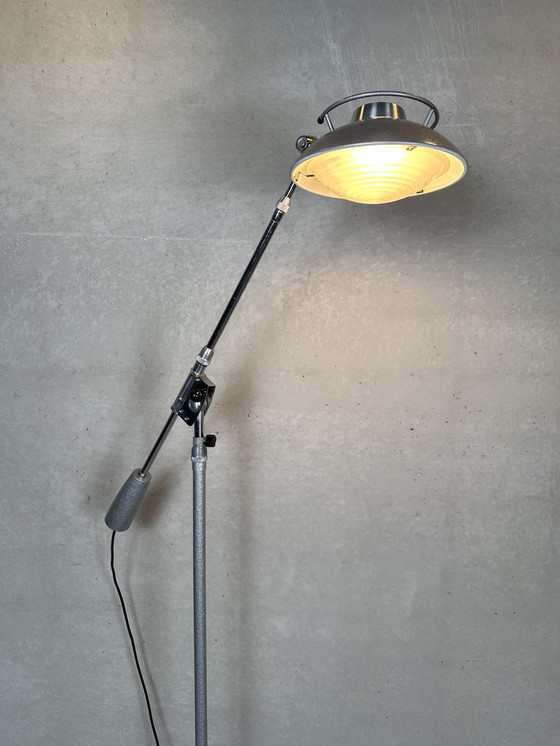 Image 1 of Vintage Ferdinand Solère vloerlamp