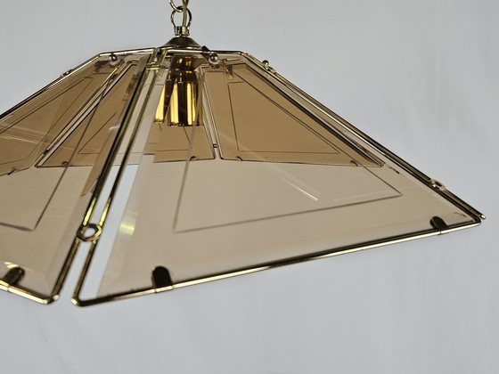 Image 1 of Zeshoekige hanglamp in messing en rookglas