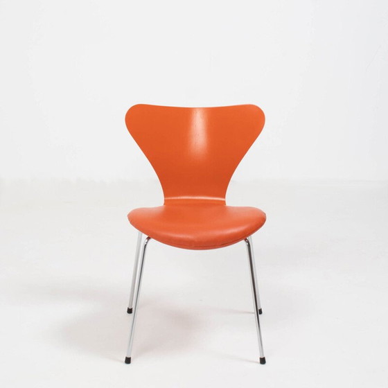 Image 1 of Set van 4 vintage oranje leren stoelen van Arne Jacobsen voor Fritz Hansen, 1955