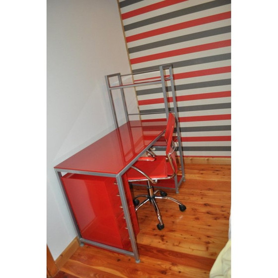 Image 1 of Vintage Bauhaus bureau met stoel en metalen kast