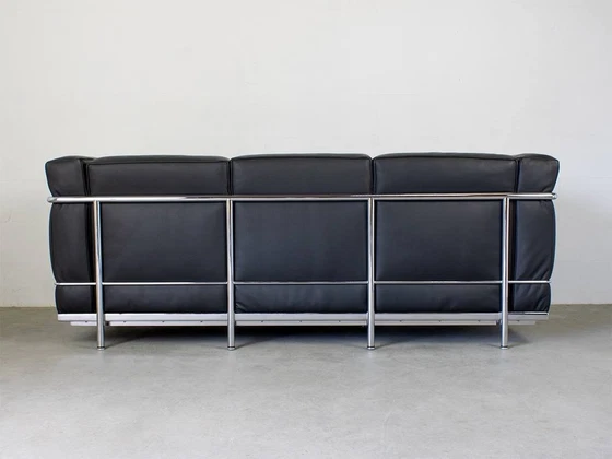 Image 1 of Cassina Lc2 3 -Zitter Design Lecorbusier Leer/Zwart