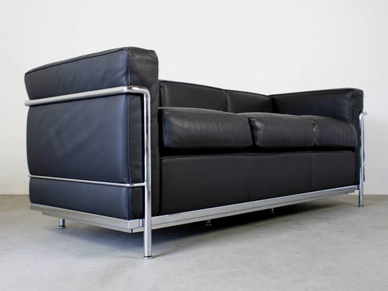 Image 1 of Cassina Lc2 3 -Zitter Design Lecorbusier Leer/Zwart