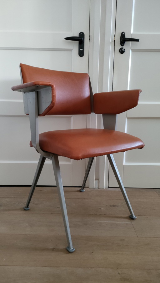 1X Resort Stoel Friso Kramer Ahrend De Cirkel Vintage Design