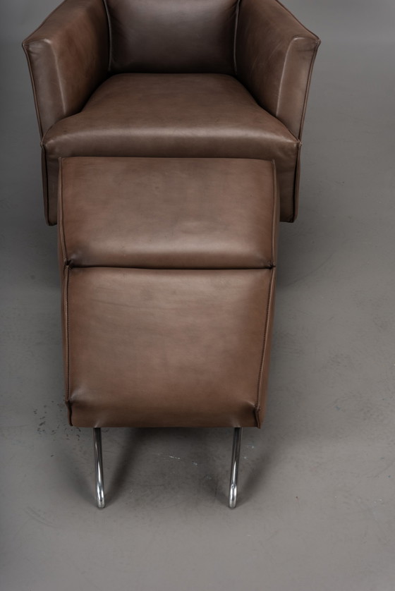 Image 1 of Design on Stock Solo chair met ottoman