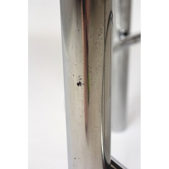 Image 1 of Vintage Bauhaus walnoot en chromen ronde tafel door Robert Slezak, jaren 1930