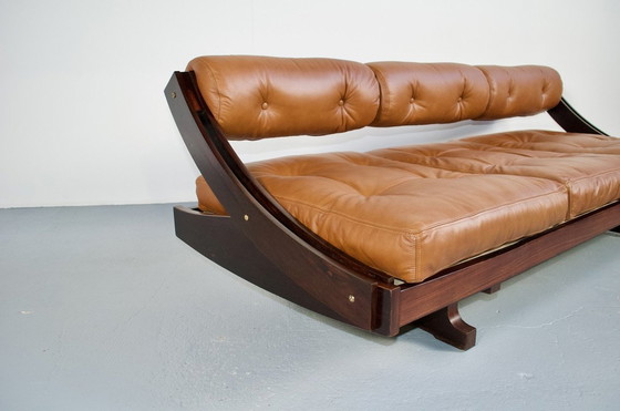 Image 1 of 3-zitsbank Gs 195 leder en palissander Gianni Songia 1963 Sormani Éditeur