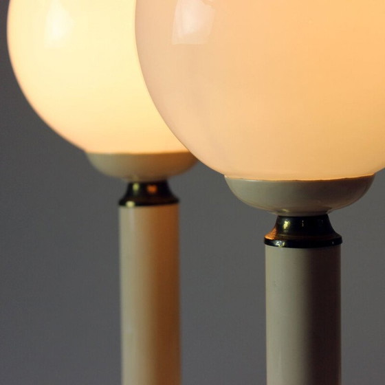 Image 1 of Paar vintage lampen in opaline glas, Tsjechoslowakije 1970