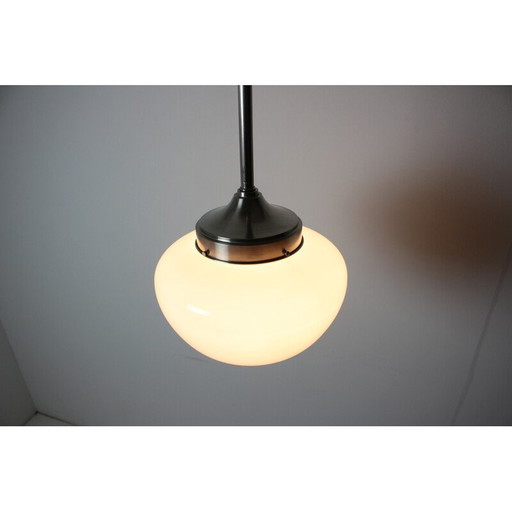 Vintage Art deco hanglamp van messing en glas, Tsjecho-Slowakije 1930