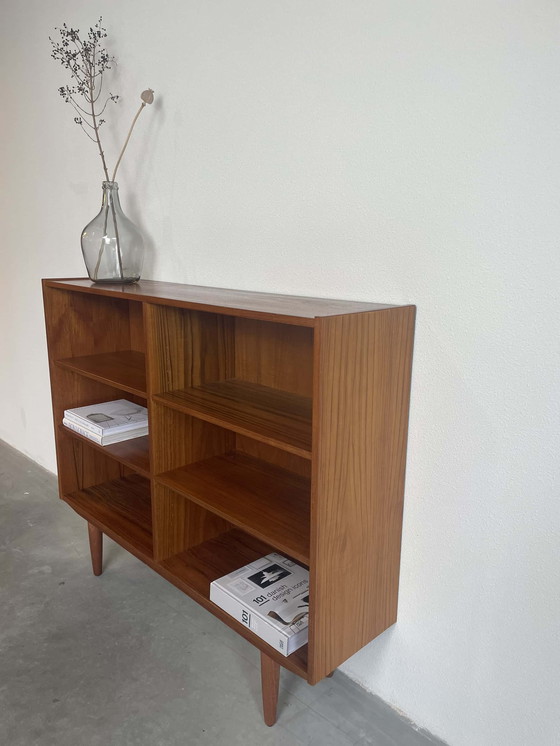 Image 1 of Deense boekenkast in teak (m)